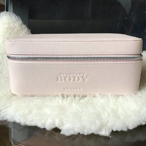 Burberry Body Tender Travel Vanity Case For Women Faux Leather Nude Pink